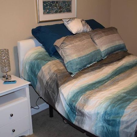Skinny Big House In Jefferson City 외부 사진