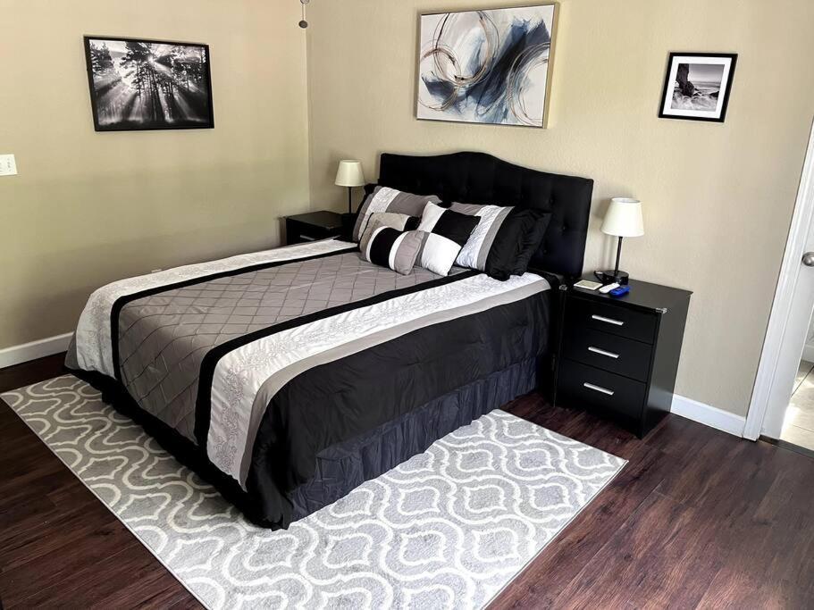 Skinny Big House In Jefferson City 외부 사진