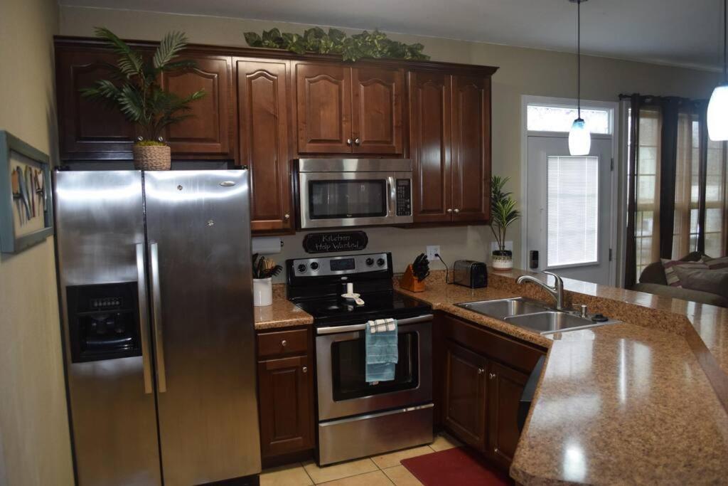 Skinny Big House In Jefferson City 외부 사진