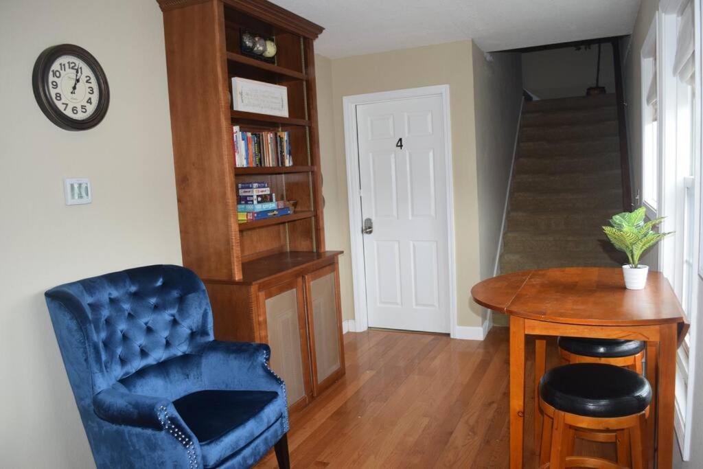 Skinny Big House In Jefferson City 외부 사진